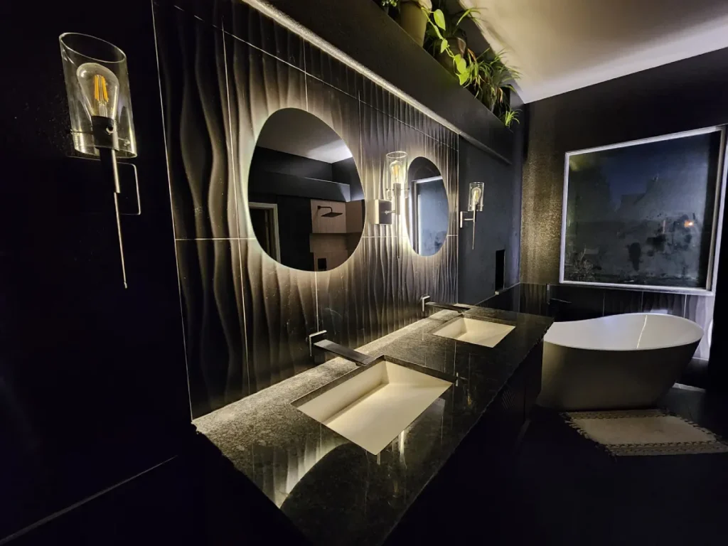 Modern Bathroom with tiles and calm lighting